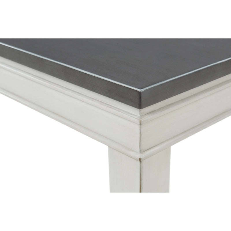 Extendable Dining Table with Leaf